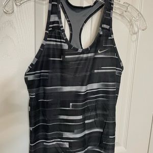 Nike running tank top size small